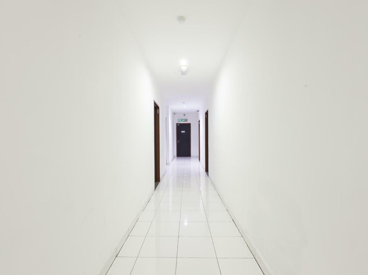 โอโย 1163 โฮเต็ล ปูไล Hotel อิโปห์ ภายนอก รูปภาพ