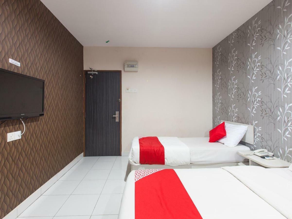 โอโย 1163 โฮเต็ล ปูไล Hotel อิโปห์ ภายนอก รูปภาพ